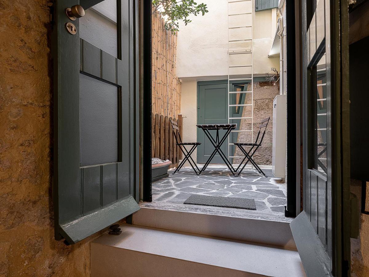 Hotel Off Chania  Exterior photo